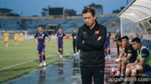 V-League 2026/27: Cú sốc đầu mùa và bài toán nhân sự của HLV Kim Sang-sik